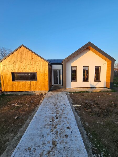 Adunatii Copaceni (Varlaam) Casa individuala - aproape de Bucuresti