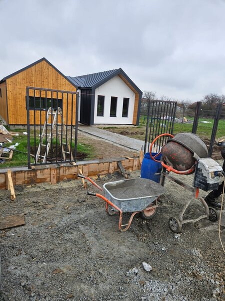 Adunatii Copaceni (Varlaam), casa individuala, aproape de Bucuresti.
